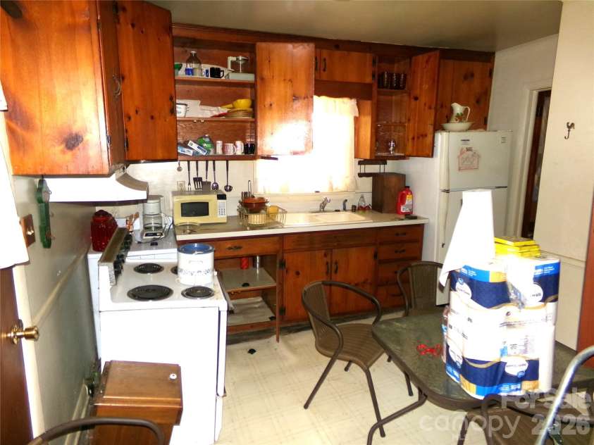 1317 Ross Drive, Albemarle, NC 28001.  MLS# CAR4362624, YatesRealty ID 12047. 