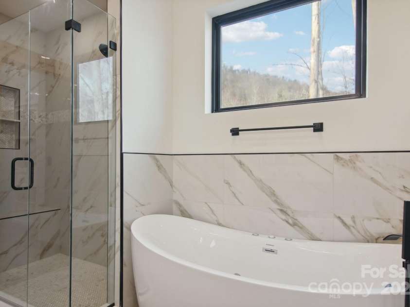 81 Camsyn Drive, Weaverville, NC 28787.  MLS# CAR4199630, YatesRealty ID 12048. 