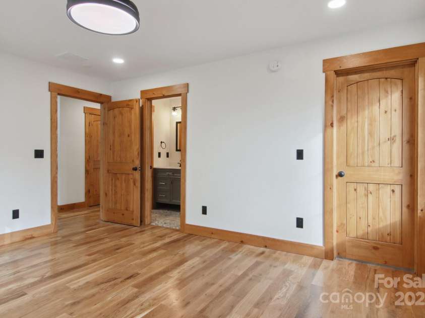 81 Camsyn Drive, Weaverville, NC 28787.  MLS# CAR4199630, YatesRealty ID 12048. 