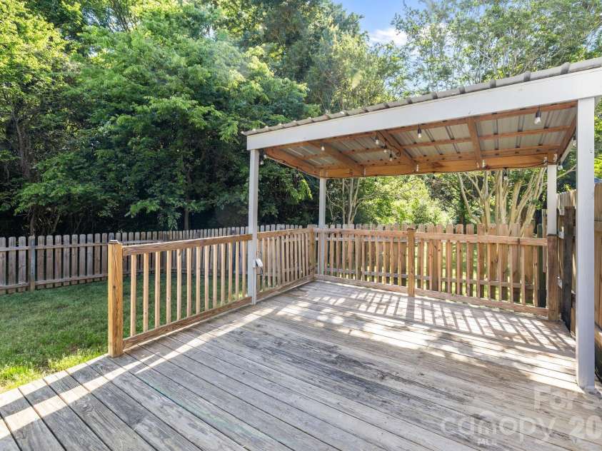 13914 Loch Loyal Drive, Charlotte, NC 28273.  MLS# CAR4363842, YatesRealty ID 12049. Rear deck area