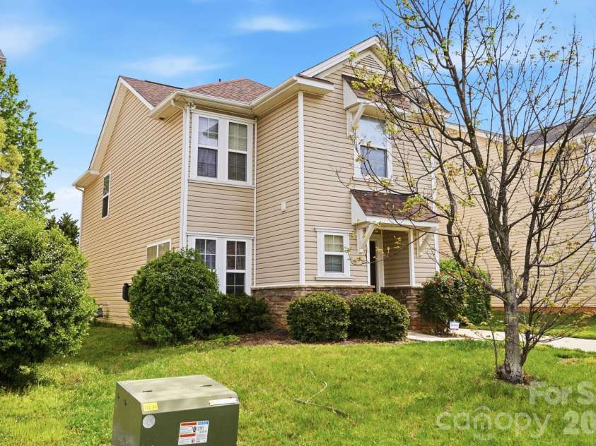 4404 Kiddle Lane, Monroe, NC 28110.  MLS# CAR4367451, YatesRealty ID 12050. 