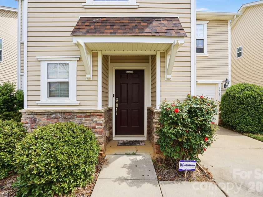 4404 Kiddle Lane, Monroe, NC 28110.  MLS# CAR4367451, YatesRealty ID 12050. 