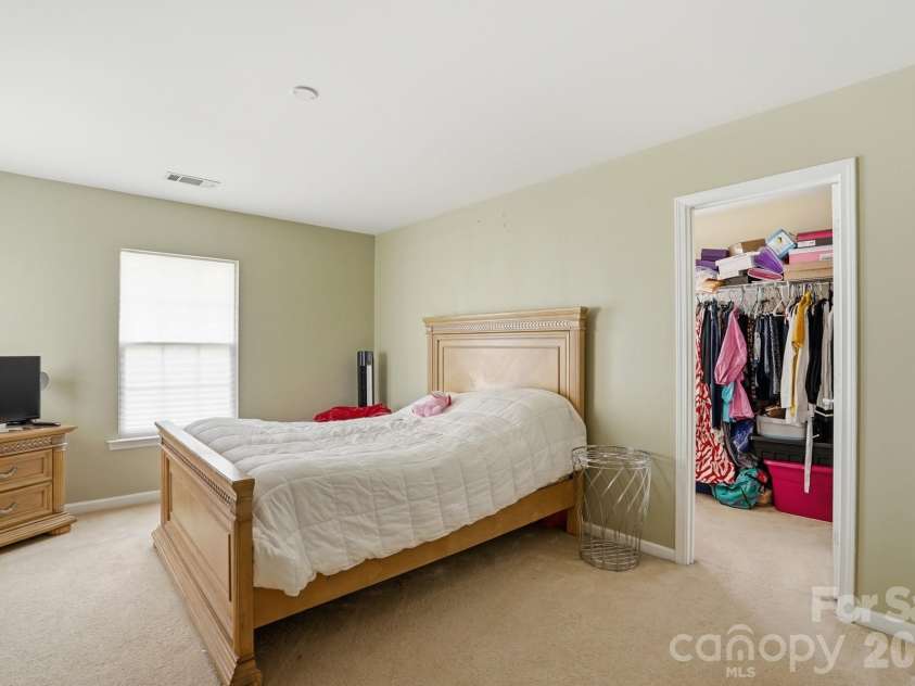 4404 Kiddle Lane, Monroe, NC 28110.  MLS# CAR4367451, YatesRealty ID 12050. 