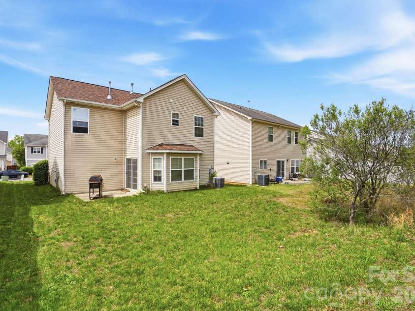 4404 Kiddle Lane, Monroe, NC 28110.  MLS# CAR4367451, YatesRealty ID 12050. 