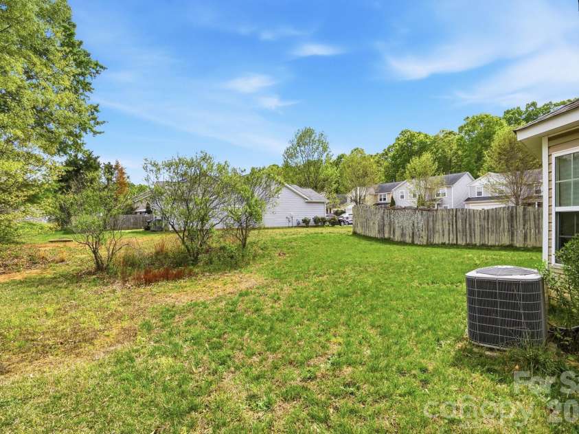 4404 Kiddle Lane, Monroe, NC 28110.  MLS# CAR4367451, YatesRealty ID 12050. 