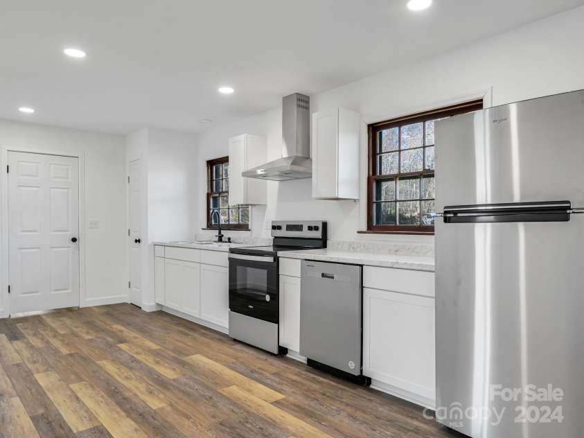 454 Mount Pleasant Road, Marion, NC 28752.  MLS# CAR4204255, YatesRealty ID 12051. 