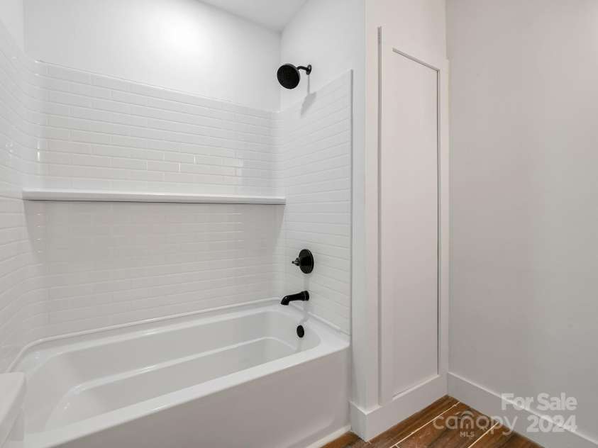 454 Mount Pleasant Road, Marion, NC 28752.  MLS# CAR4204255, YatesRealty ID 12051. 