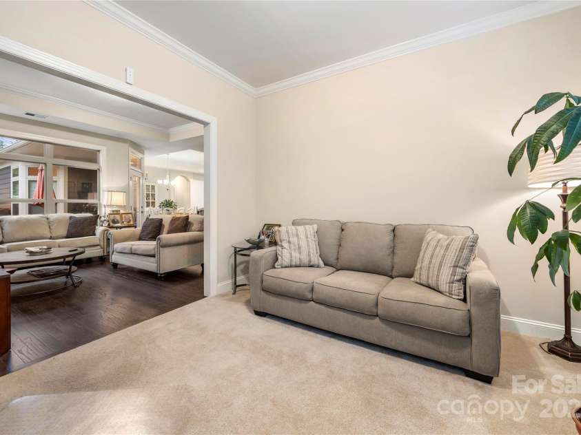 7909 Parknoll Drive, Huntersville, NC 28078.  MLS# CAR4235684, YatesRealty ID 12052. 