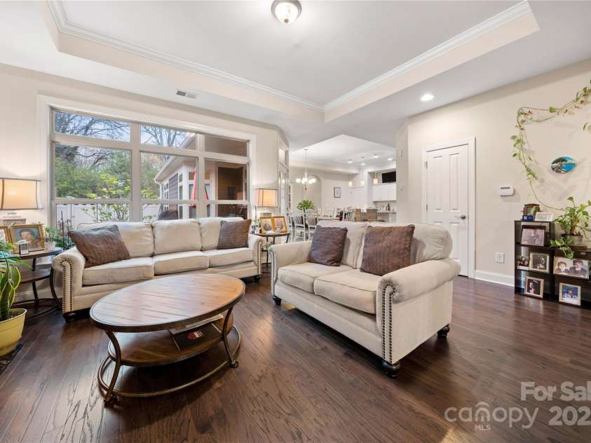 7909 Parknoll Drive, Huntersville, NC 28078.  MLS# CAR4235684, YatesRealty ID 12052. 