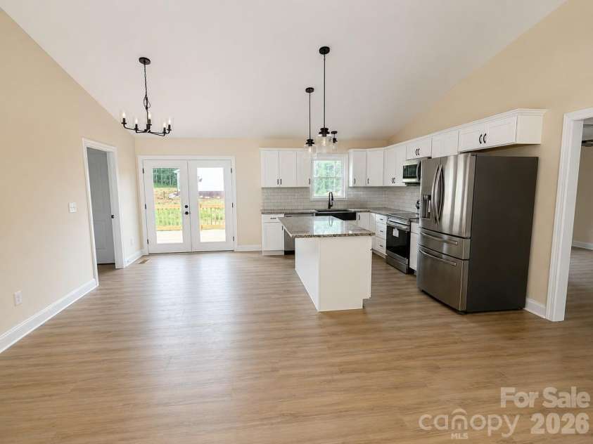2019 Pineview Drive, Shelby, NC 28150.  MLS# CAR4337865, YatesRealty ID 12053. 