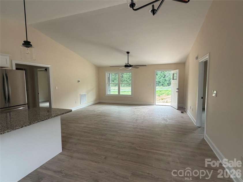 2019 Pineview Drive, Shelby, NC 28150.  MLS# CAR4337865, YatesRealty ID 12053. 