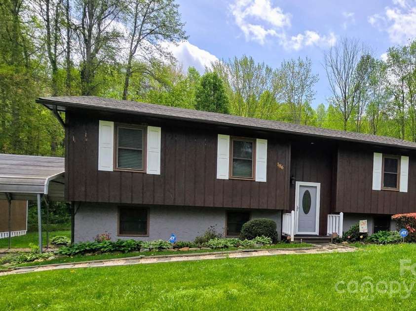 186 Brookshire Road, Leicester, NC 28748.  MLS# CAR4250183, YatesRealty ID 12054. 
