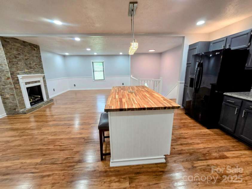 186 Brookshire Road, Leicester, NC 28748.  MLS# CAR4250183, YatesRealty ID 12054. 