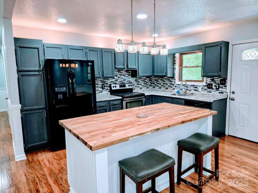 186 Brookshire Road, Leicester, NC 28748.  MLS# CAR4250183, YatesRealty ID 12054. 