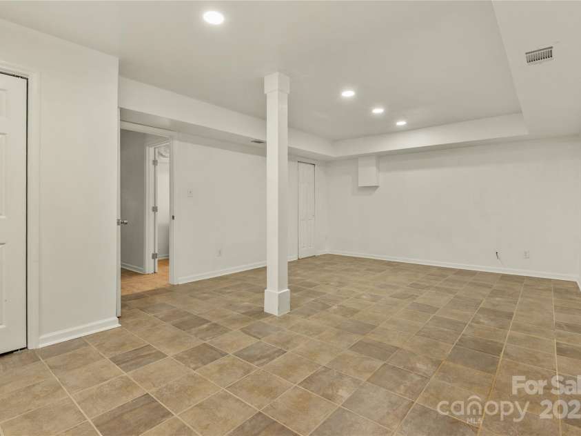 186 Brookshire Road, Leicester, NC 28748.  MLS# CAR4317548, YatesRealty ID 12054. 