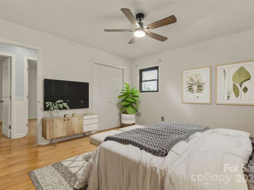 186 Brookshire Road, Leicester, NC 28748.  MLS# CAR4317548, YatesRealty ID 12054. Virtually staged