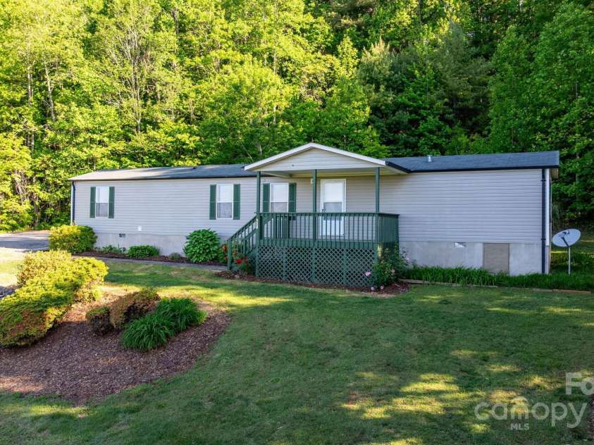 2930 Clarks Chapel Road, Lenoir, NC 28645.  MLS# CAR4256043, YatesRealty ID 12055. 