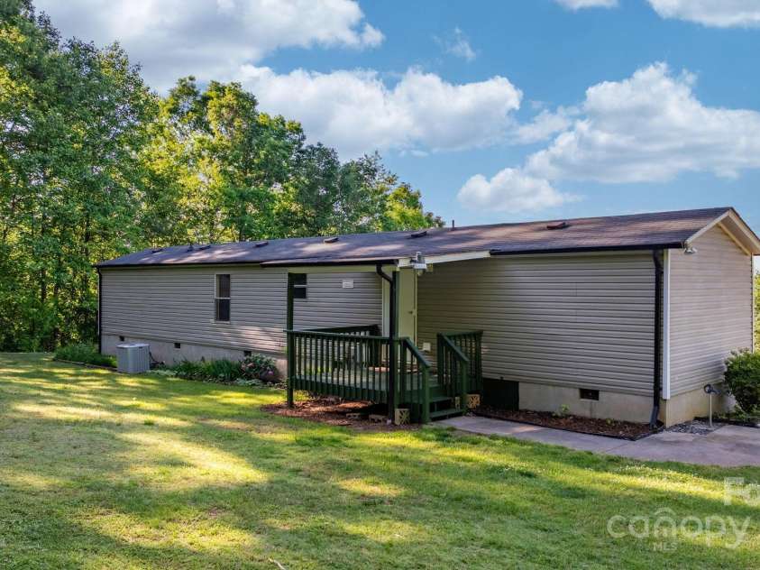 2930 Clarks Chapel Road, Lenoir, NC 28645.  MLS# CAR4256043, YatesRealty ID 12055. 