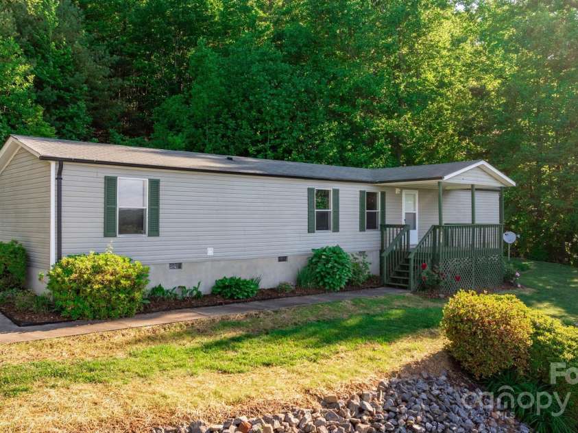 2930 Clarks Chapel Road, Lenoir, NC 28645.  MLS# CAR4256043, YatesRealty ID 12055. 