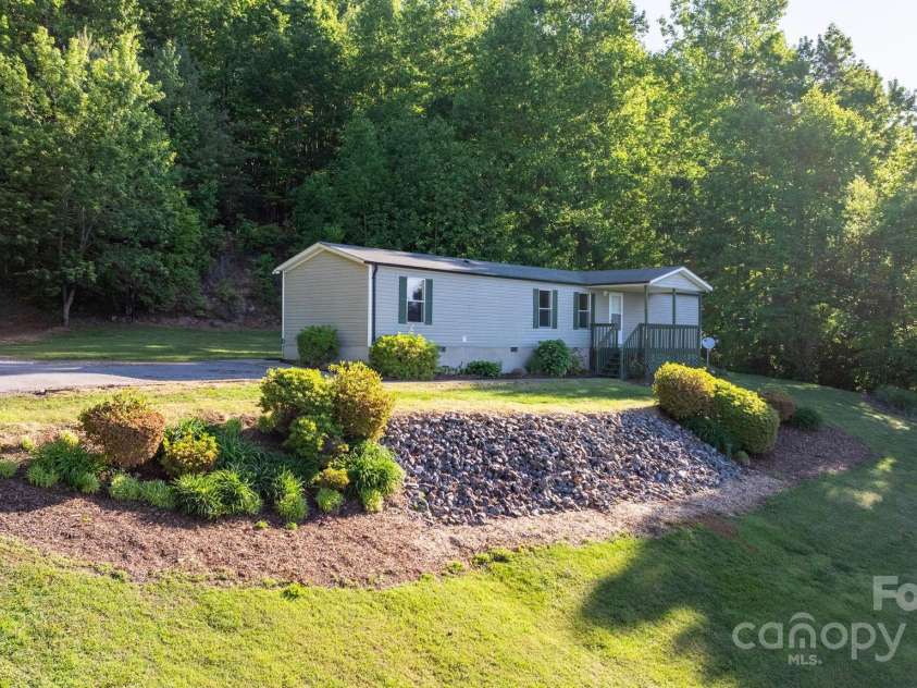 2930 Clarks Chapel Road, Lenoir, NC 28645.  MLS# CAR4256043, YatesRealty ID 12055. 