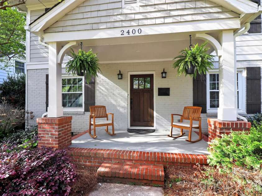 2400 Bay Street, Charlotte, NC 28205.  MLS# CAR4365695, YatesRealty ID 12056. 