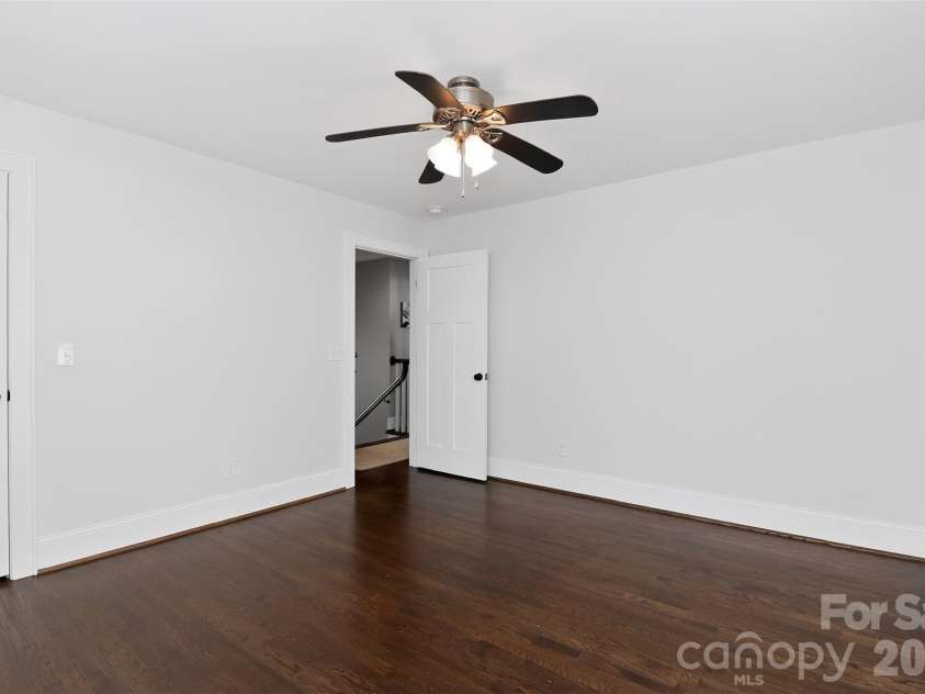 2400 Bay Street, Charlotte, NC 28205.  MLS# CAR4365695, YatesRealty ID 12056. 