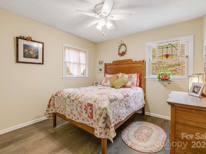 53 Jump Cove Road, Weaverville, NC 28787.  MLS# CAR4209397, YatesRealty ID 12056. 