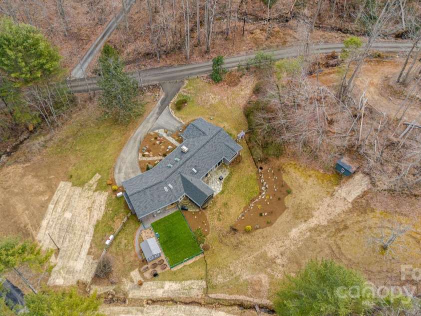 53 Jump Cove Road, Weaverville, NC 28787.  MLS# CAR4209397, YatesRealty ID 12056. 
