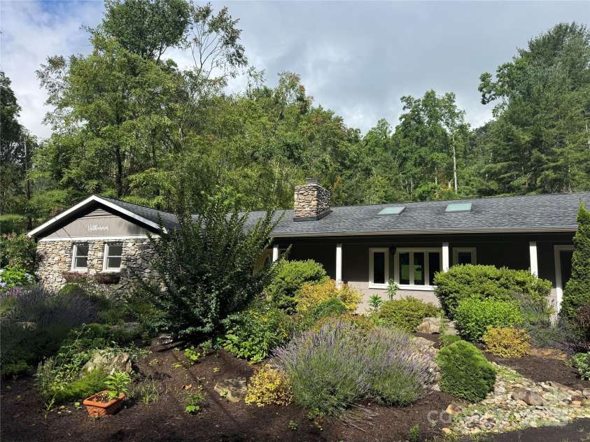 53 Jump Cove Road, Weaverville, NC 28787.  MLS# CAR4209397, YatesRealty ID 12056. Abundant Nature