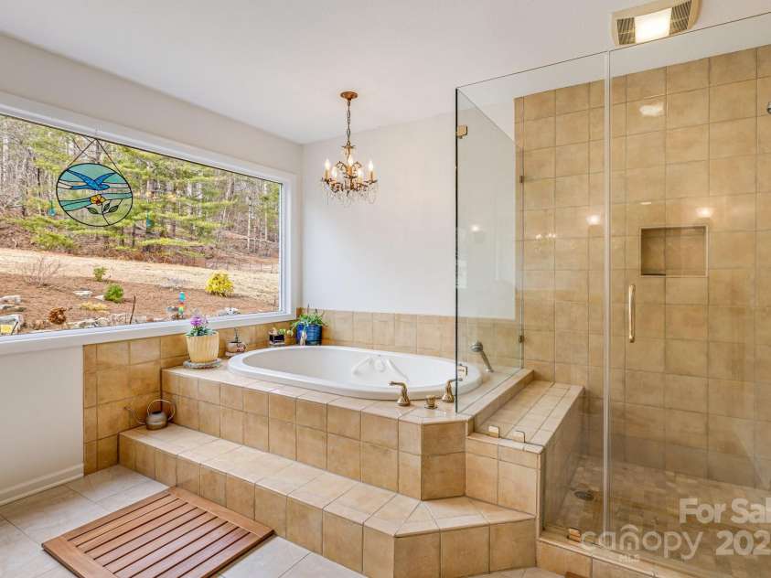 53 Jump Cove Road, Weaverville, NC 28787.  MLS# CAR4209397, YatesRealty ID 12056. Soaking Tub w Separate Shower