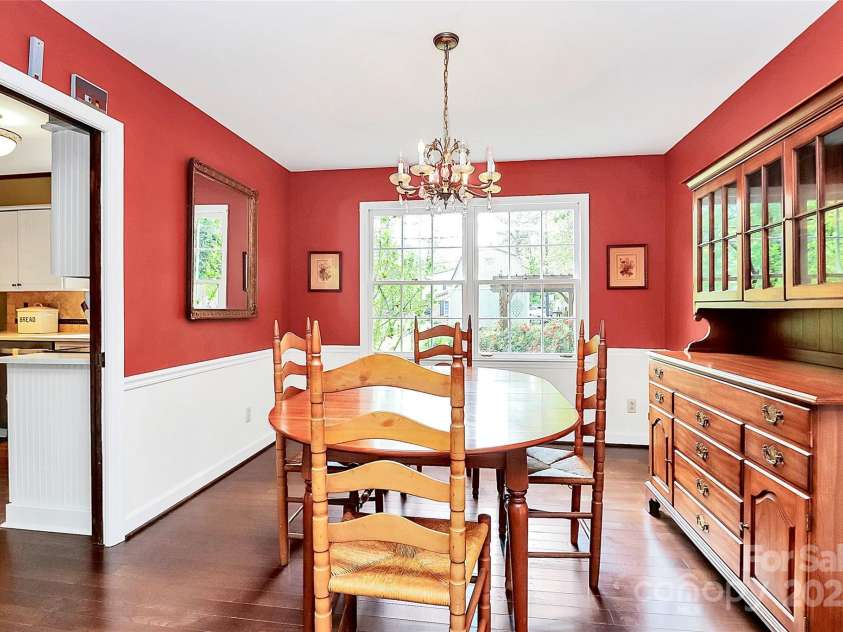 7020 Leesburg Road, Charlotte, NC 28215.  MLS# CAR4272446, YatesRealty ID 12057. 