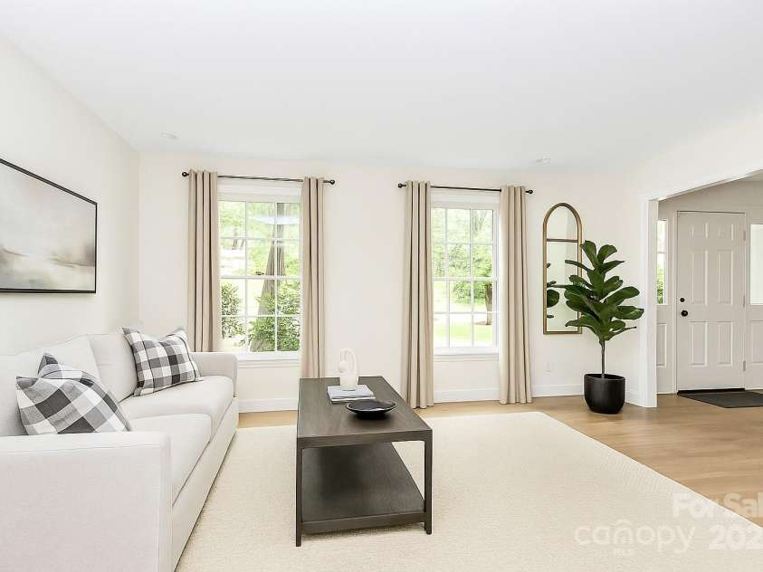 7020 Leesburg Road, Charlotte, NC 28215.  MLS# CAR4272446, YatesRealty ID 12057. Virtual renovation Living room
