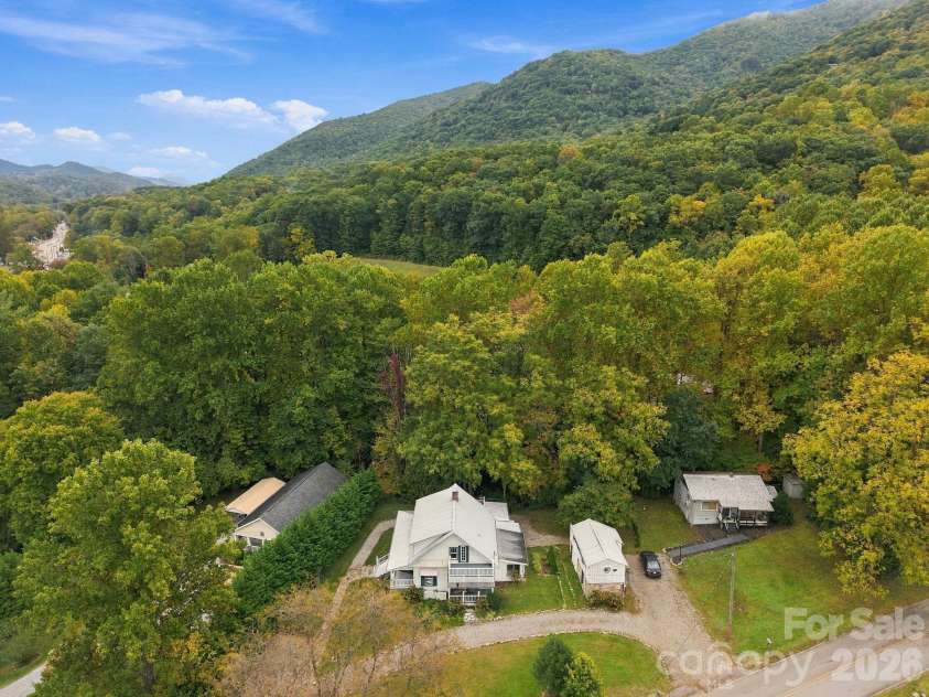 125 Timberline Drive, Maggie Valley, NC 28751.  MLS# CAR4430020, YatesRealty ID 12058. 