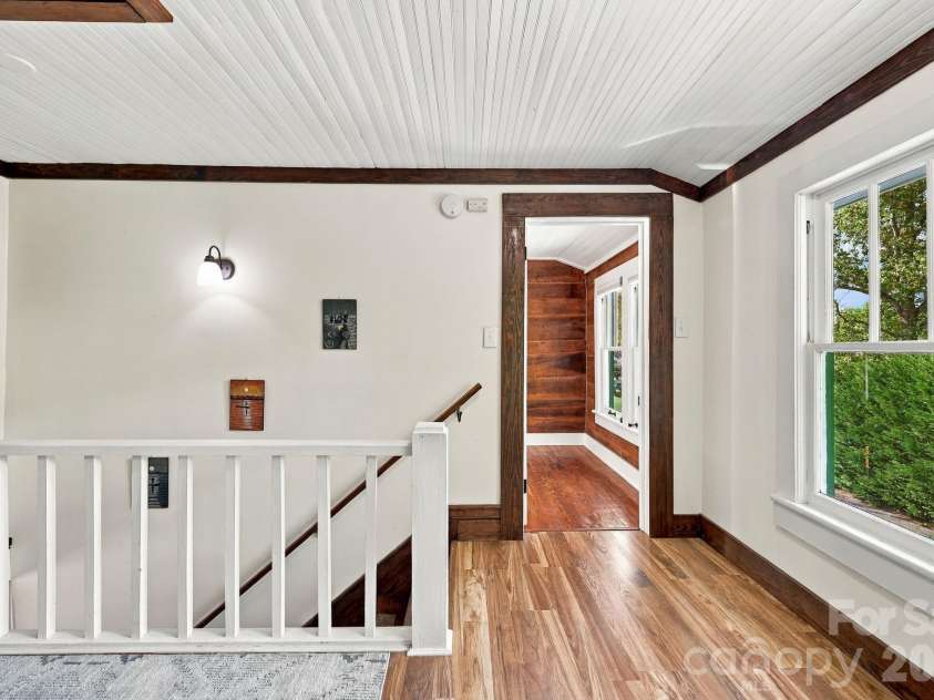 125 Timberline Drive, Maggie Valley, NC 28751.  MLS# CAR4430020, YatesRealty ID 12058. 