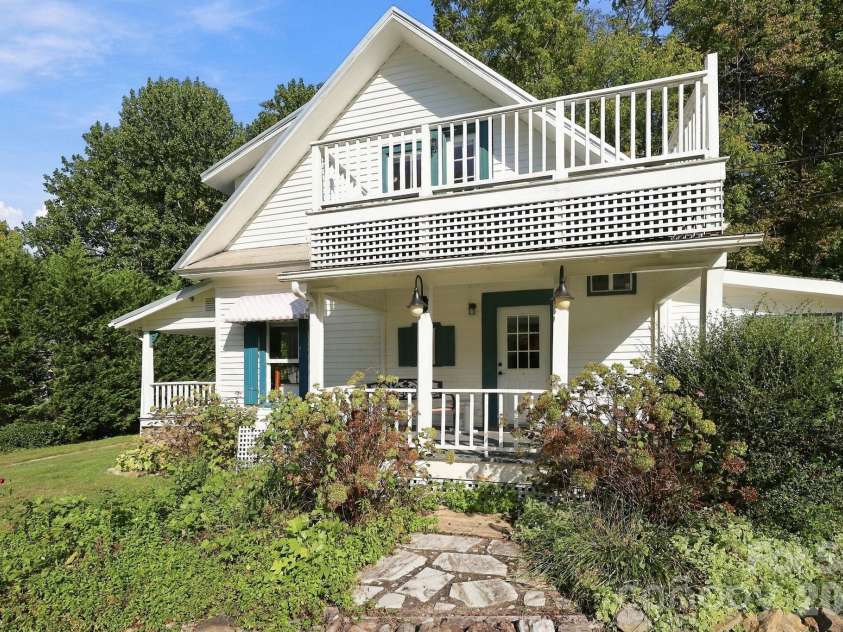 125 Timberline Drive, Maggie Valley, NC 28751.  MLS# CAR4430020, YatesRealty ID 12058. 