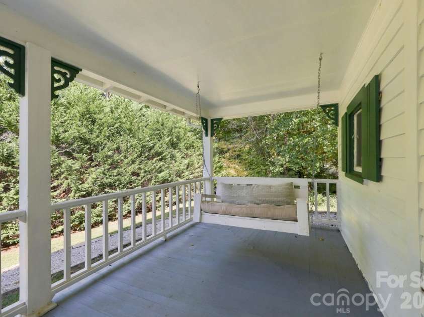 125 Timberline Drive, Maggie Valley, NC 28751.  MLS# CAR4430020, YatesRealty ID 12058. 