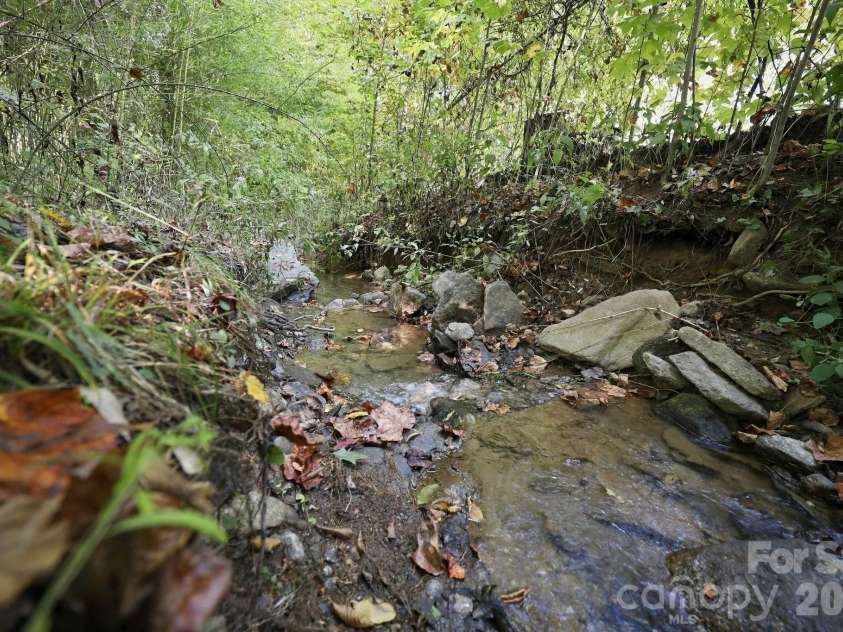125 Timberline Drive, Maggie Valley, NC 28751.  MLS# CAR4430020, YatesRealty ID 12058. 