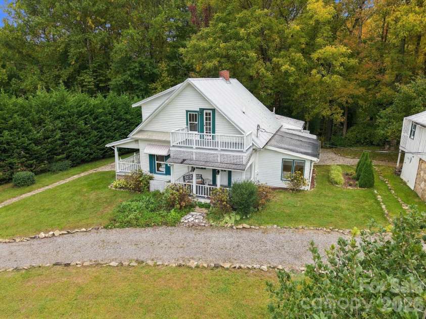 125 Timberline Drive, Maggie Valley, NC 28751.  MLS# CAR4430020, YatesRealty ID 12058. 