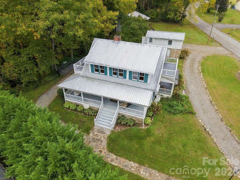 125 Timberline Drive, Maggie Valley, NC 28751.  MLS# CAR4430020, YatesRealty ID 12058. 