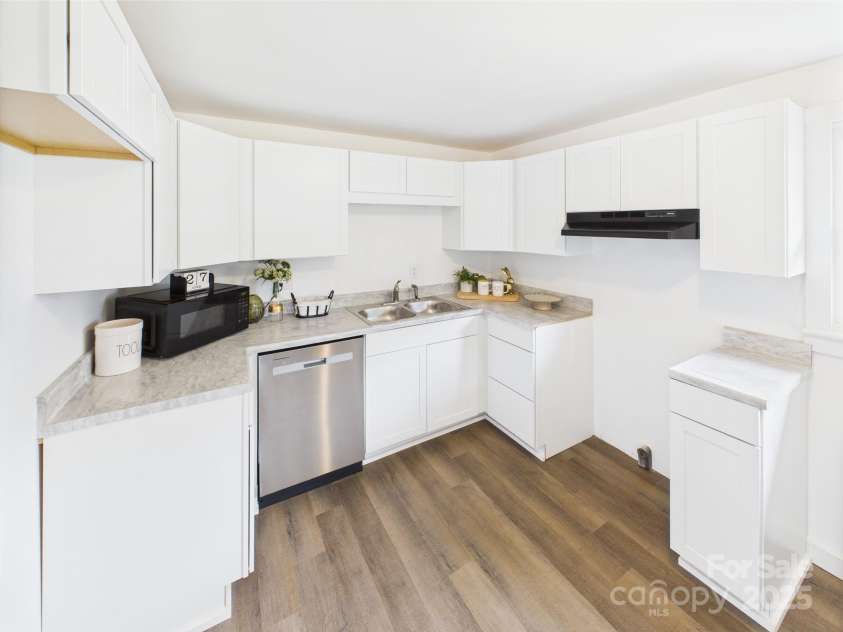 120 Hepler Road, Taylorsville, NC 28681.  MLS# CAR4257055, YatesRealty ID 12059. 