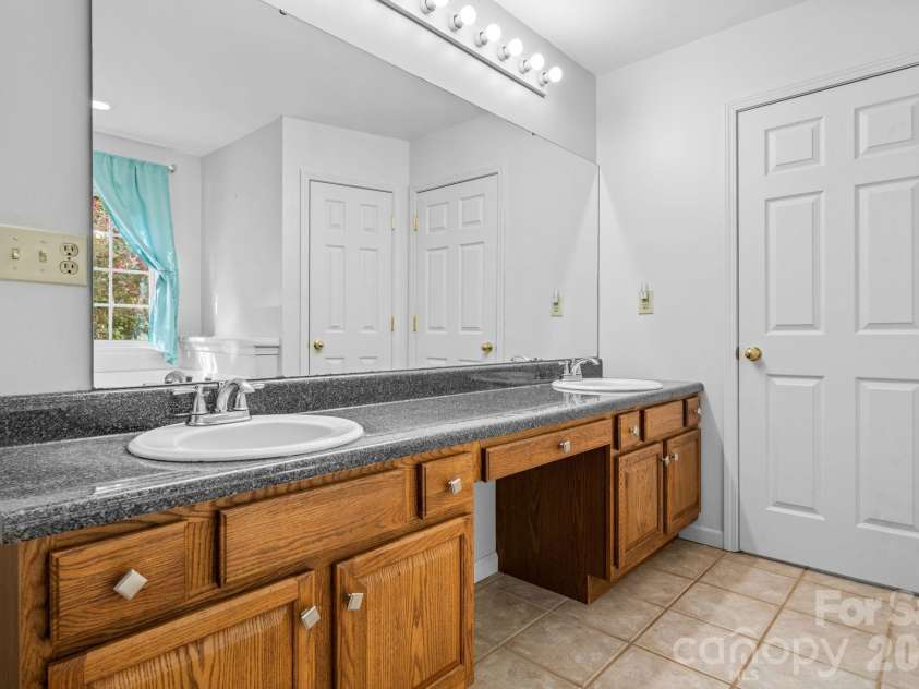 180 Cherry Blossom Lane, Stony Point, NC 28678.  MLS# CAR4365622, YatesRealty ID 12059. 