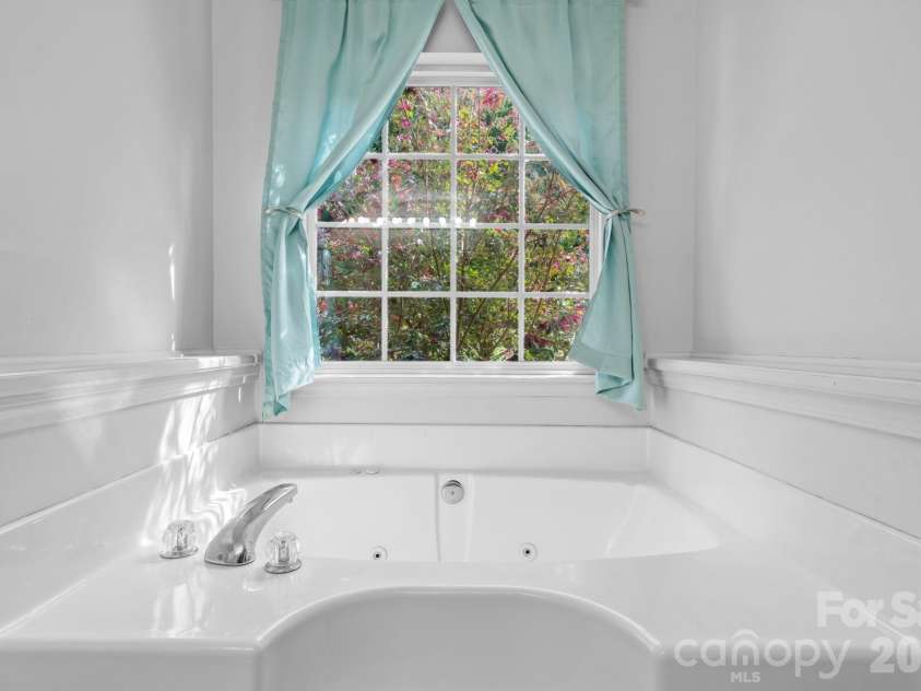 180 Cherry Blossom Lane, Stony Point, NC 28678.  MLS# CAR4365622, YatesRealty ID 12059. 