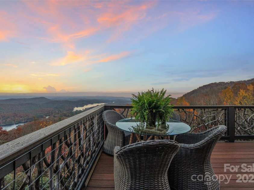 96 Moltz Court, Lake Toxaway, NC 28747.  MLS# CAR4308433, YatesRealty ID 1206. 