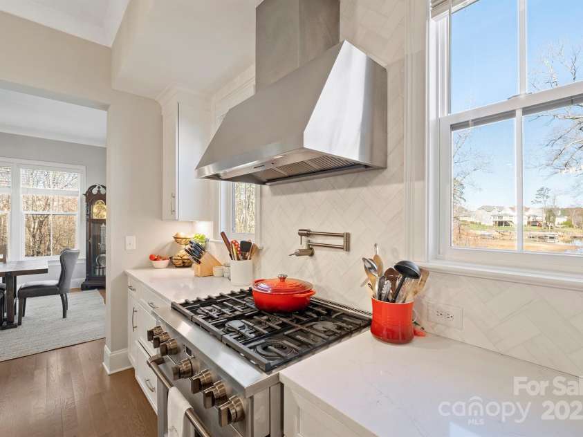 180 Twin Sisters Lane, Mooresville, NC 28117.  MLS# CAR4235411, YatesRealty ID 12060. 