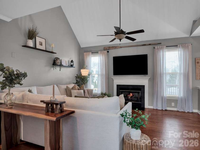 17207 Shadow Bark Drive, Cornelius, NC 28031.  MLS# CAR4340143, YatesRealty ID 12064. 