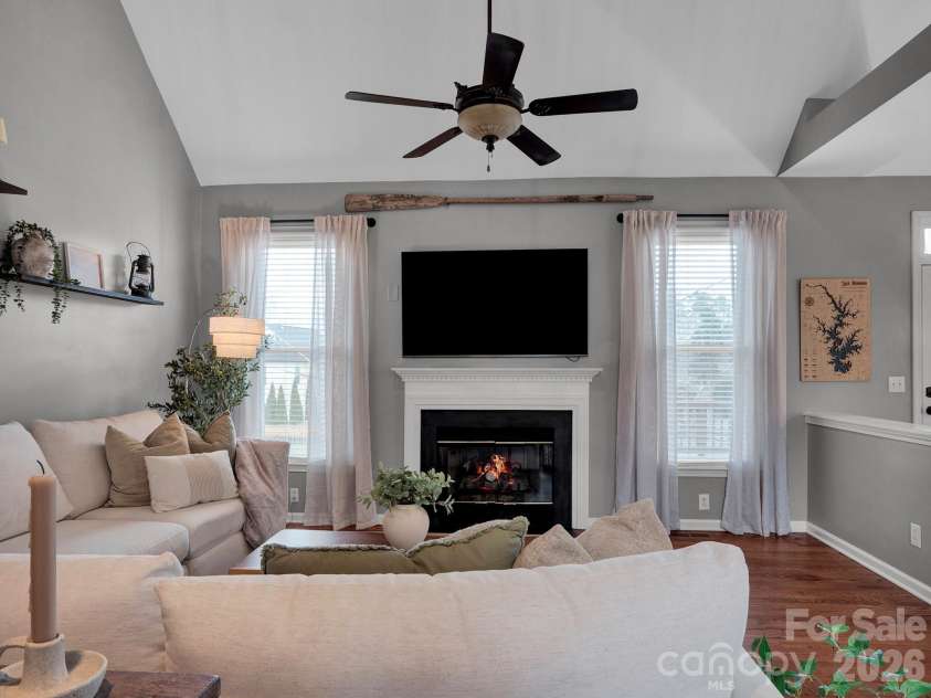 17207 Shadow Bark Drive, Cornelius, NC 28031.  MLS# CAR4340143, YatesRealty ID 12064. 