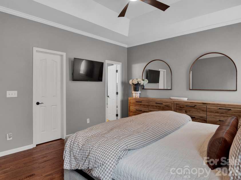 17207 Shadow Bark Drive, Cornelius, NC 28031.  MLS# CAR4340143, YatesRealty ID 12064. 