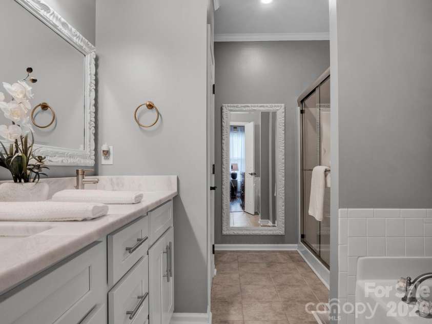 17207 Shadow Bark Drive, Cornelius, NC 28031.  MLS# CAR4340143, YatesRealty ID 12064. 