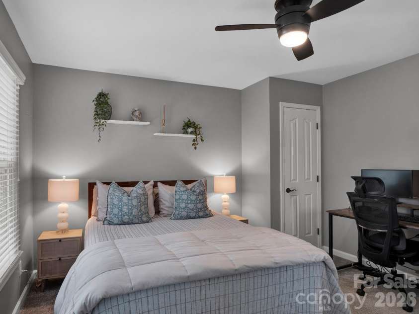 17207 Shadow Bark Drive, Cornelius, NC 28031.  MLS# CAR4340143, YatesRealty ID 12064. 