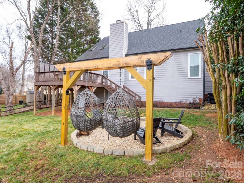 17207 Shadow Bark Drive, Cornelius, NC 28031.  MLS# CAR4340143, YatesRealty ID 12064. 